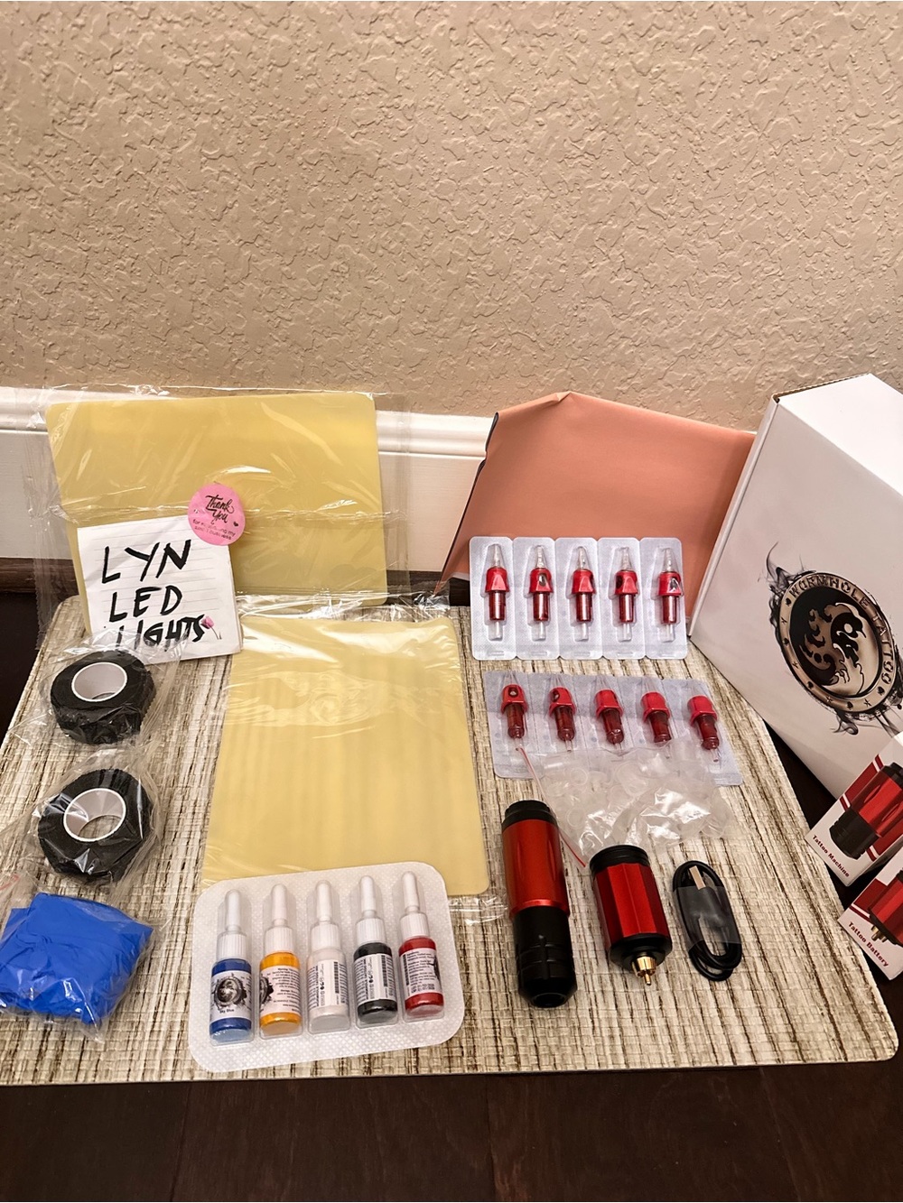 Wireless Ta ttoo Machine Complete Kit - Picture 4 of 4